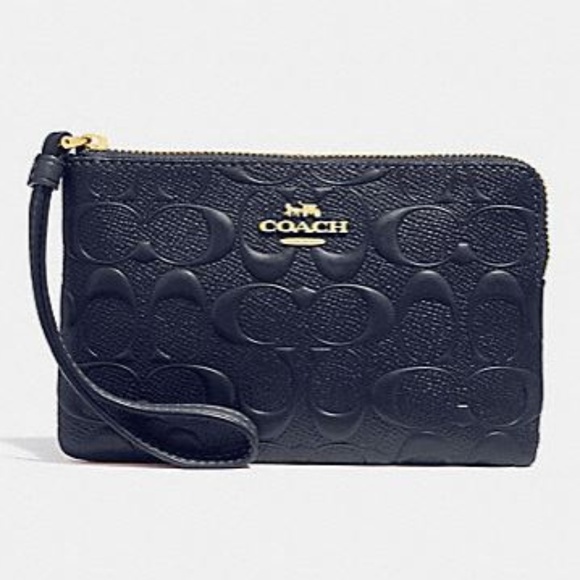 Coach Handbags - COACH leather wristlet